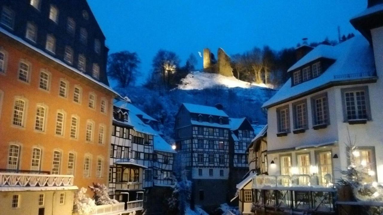 Hallerblick Monschau Buitenkant foto