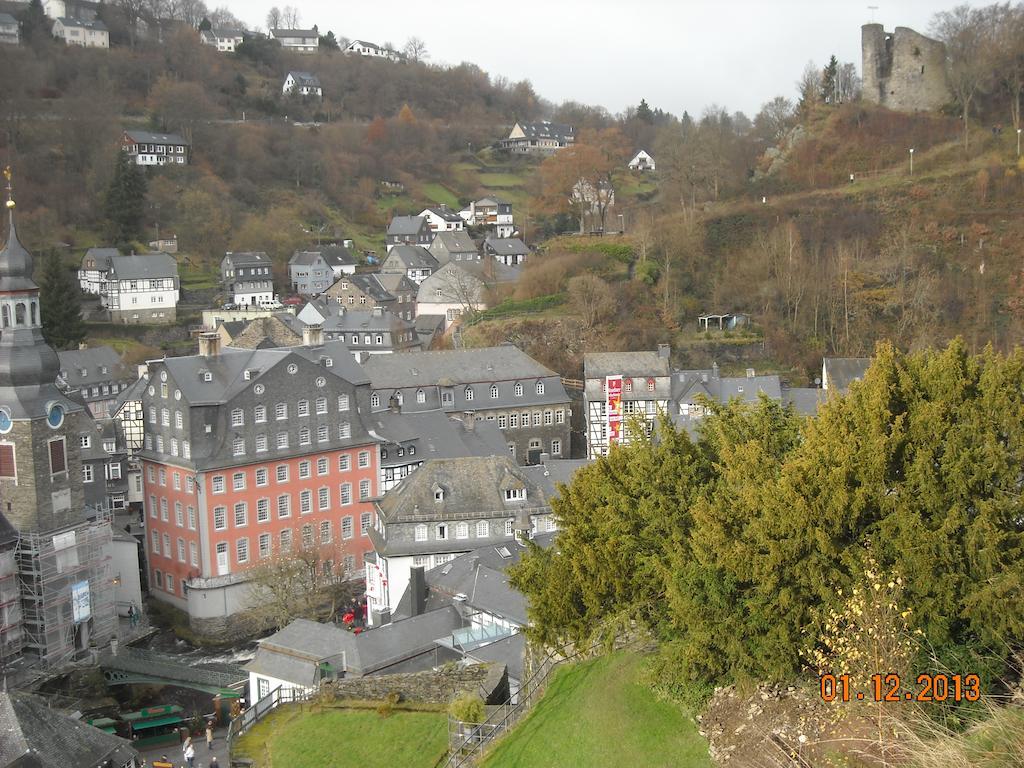 Hallerblick Monschau Buitenkant foto