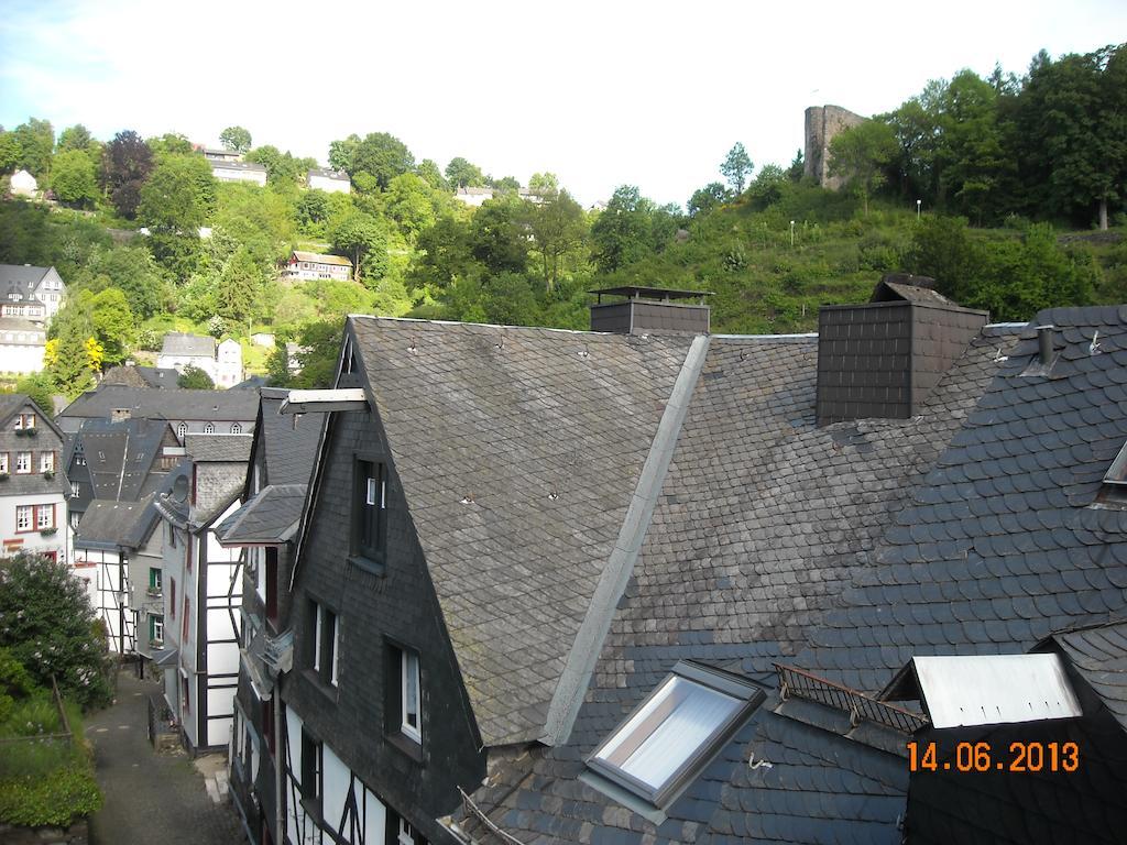Hallerblick Monschau Buitenkant foto